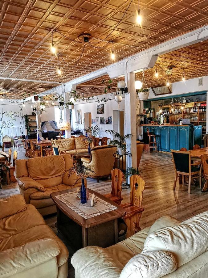 "Aleksandrowka" Restauracja I Noclegi Horyniec Ngoại thất bức ảnh